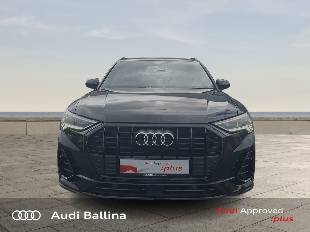 Audi Q3 S Line BLK Ed high Beam exclusive Pack - Image 4