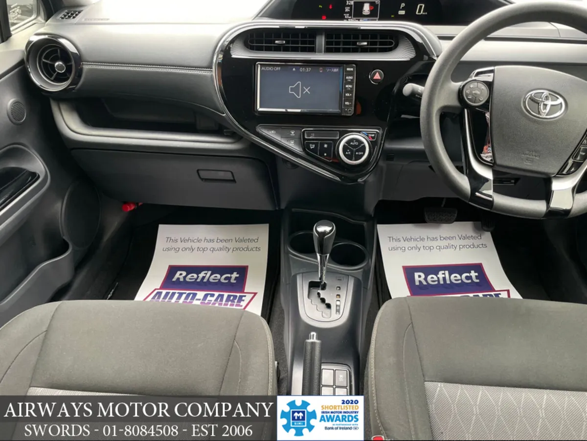 Toyota Aqua * 1.5 HYBRID * AUTO * SAT NAV * REV CA - Image 4