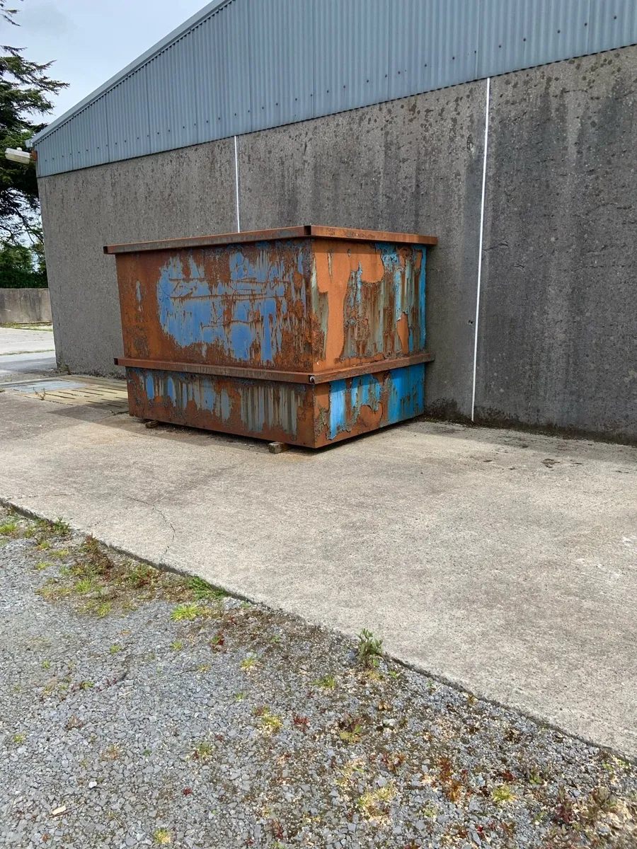 Steel skip