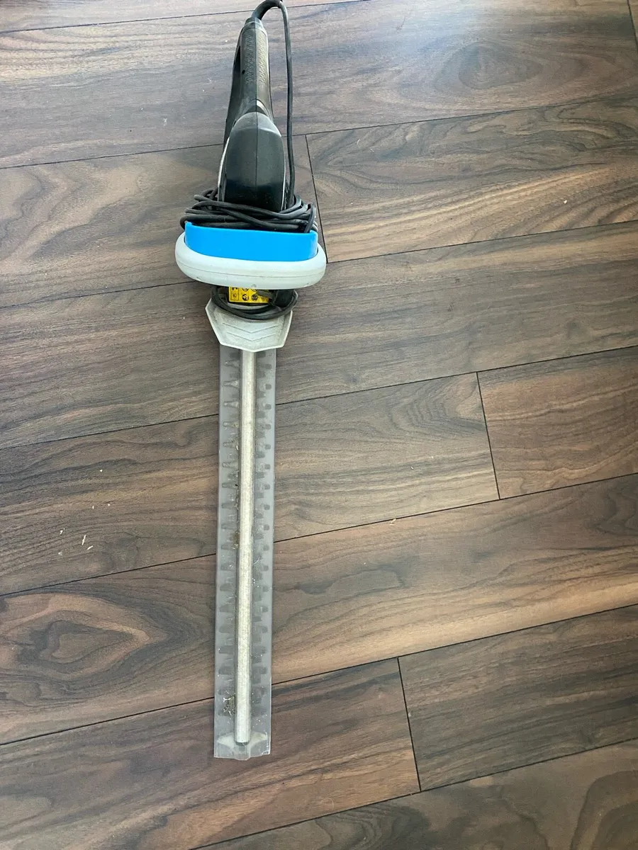 Hedge trimmer - Image 2