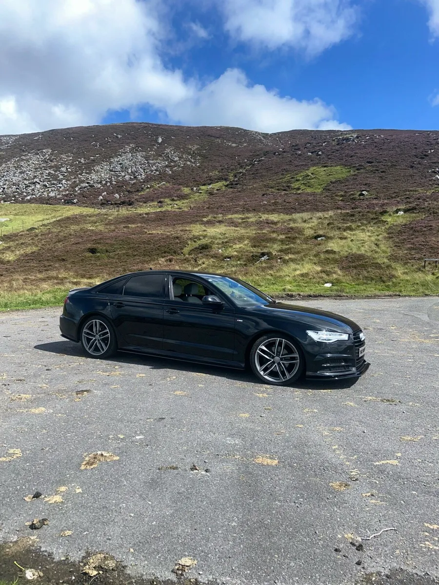 Audi a6 Black S-Line Edition - Image 3