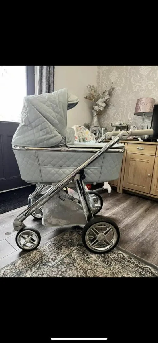 pushchair - Image 2