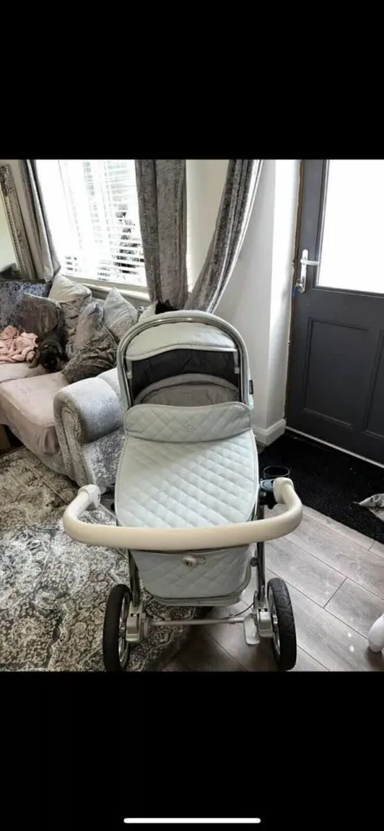 pushchair - Image 3