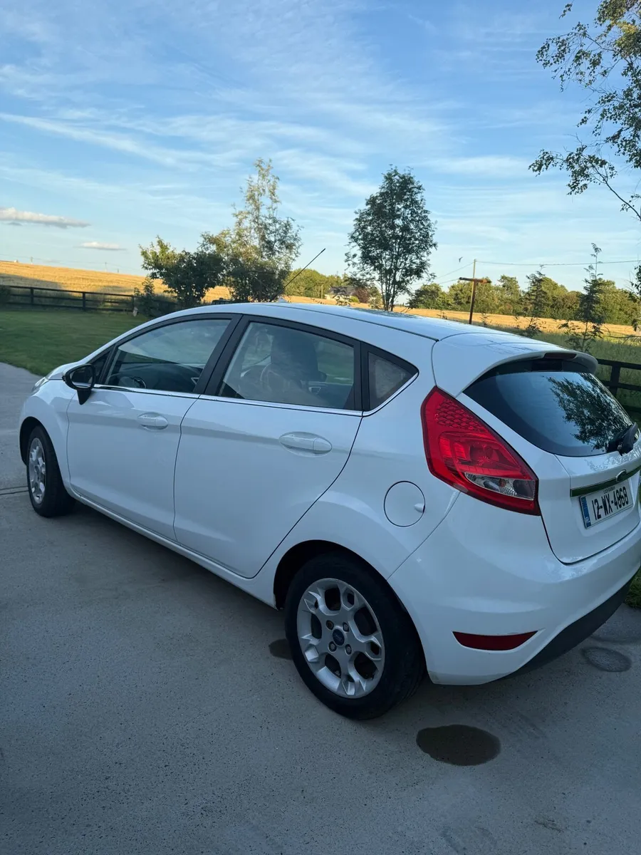 Ford Fiesta 2012 - Image 1