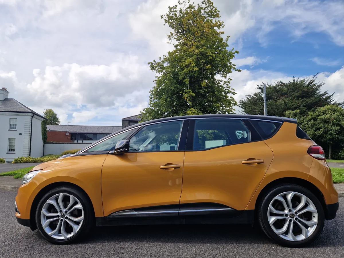 RENAULT SCENIC ICONIC LOW KMS WARRANTY VAT INVOICE - Image 3