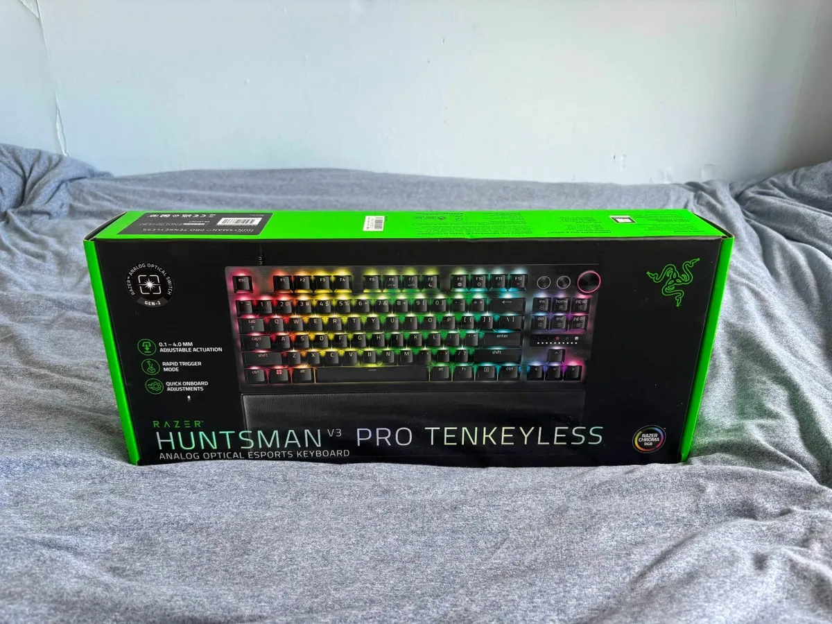 Razer Huntsman V3 Pro TKL Gaming Keyboard Unopened - Image 1