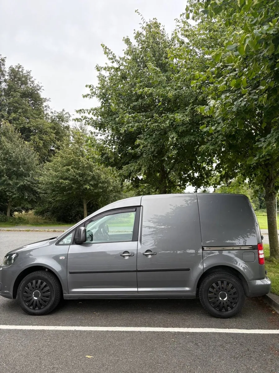 Volkswagen Caddy 1,6 TDI - Image 2