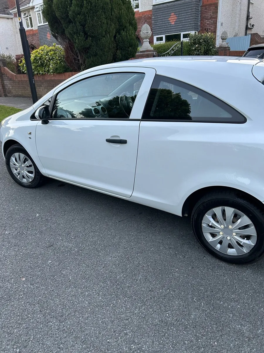 Opel /vauxhall corse 1.0 petrol  2012 fresh Nct - Image 2