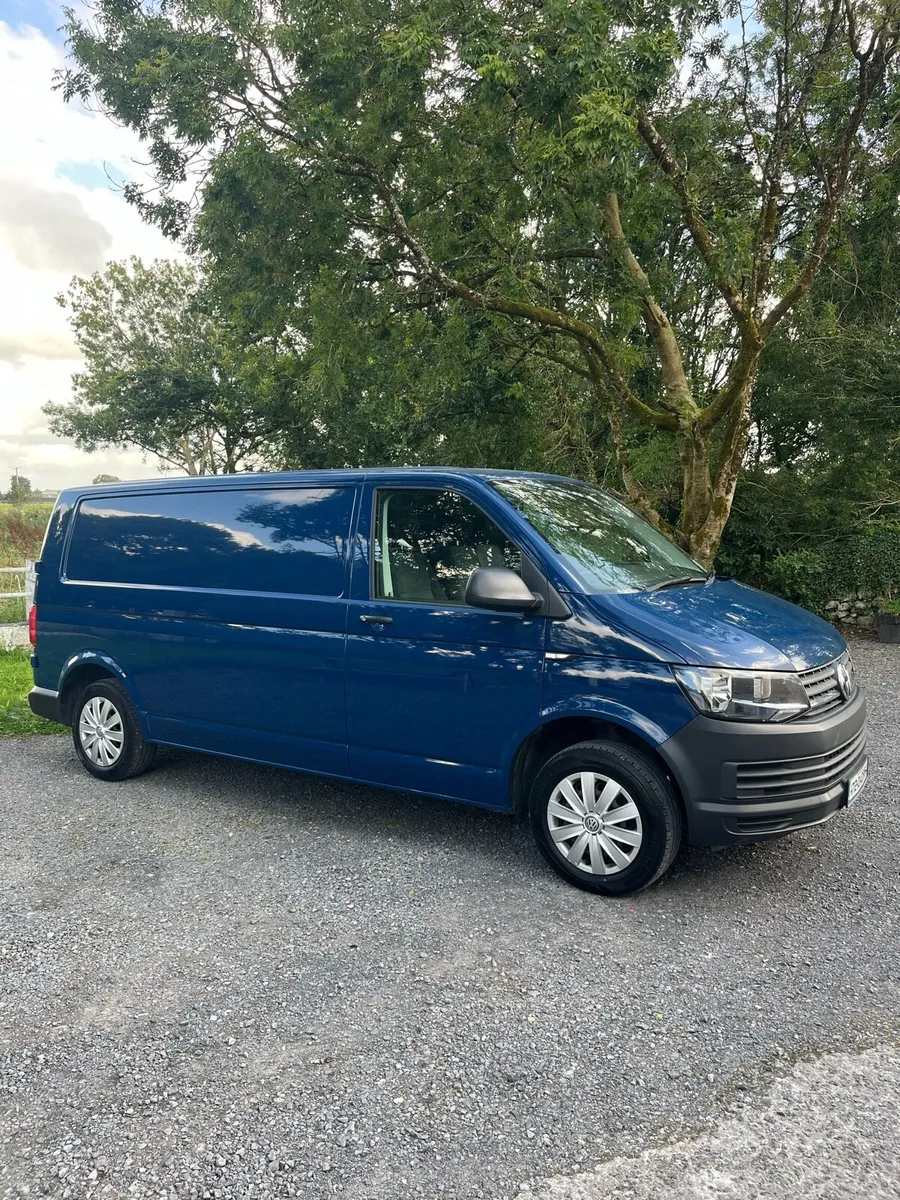 VW Transporter 2017 - Image 1