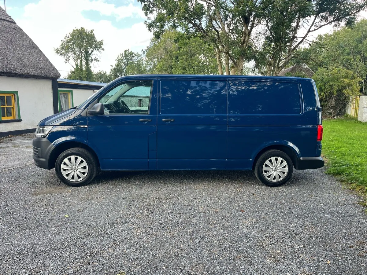 VW Transporter 2017 - Image 3