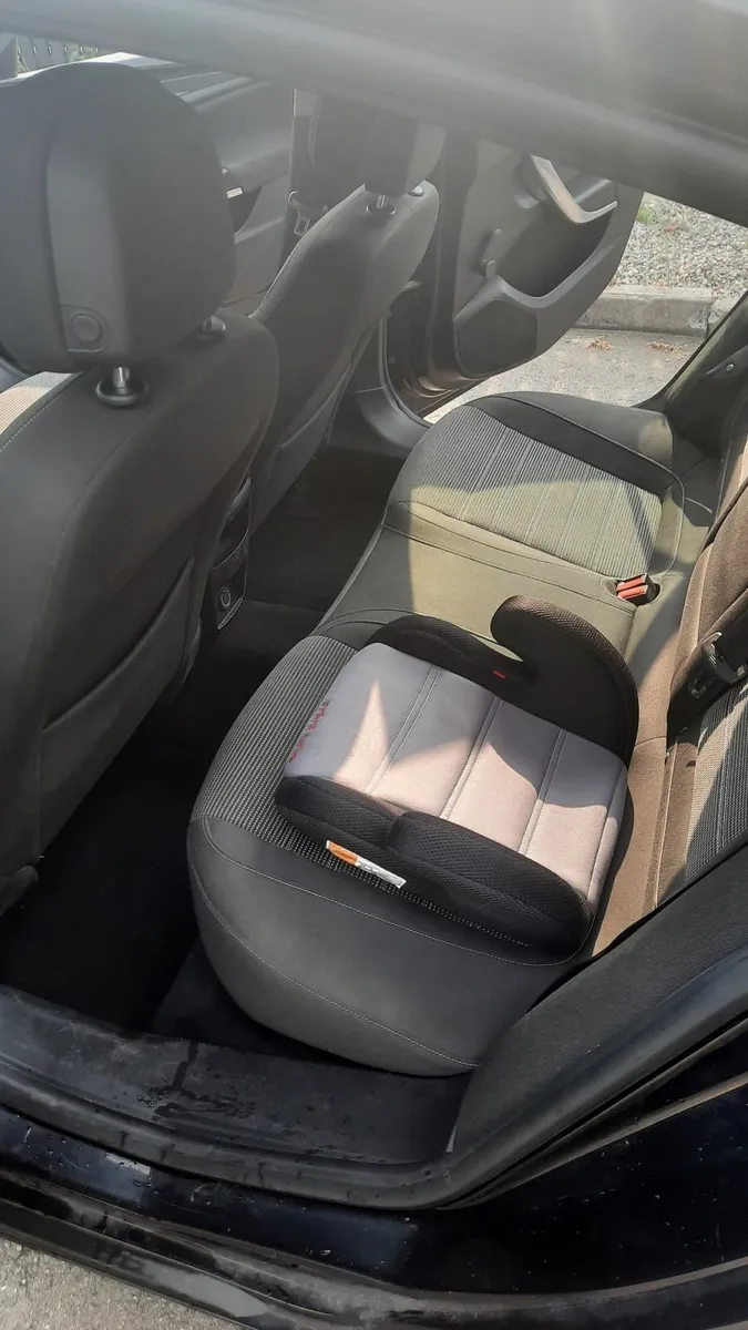 Vauxhall Insignia 2012 - Image 2