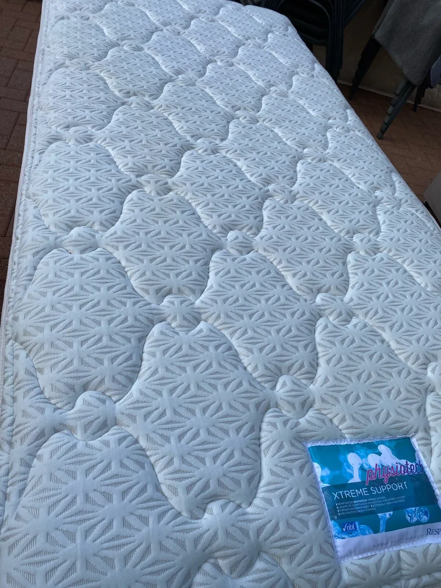 Single bed with mattress - Image 2