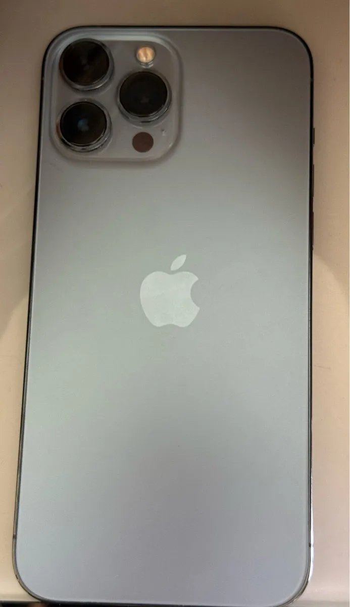 iPhone 13 Pro Max - Image 3