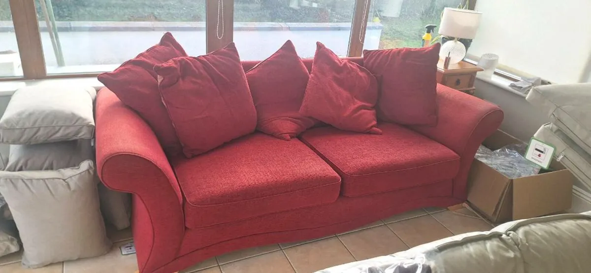 Couch - Image 3