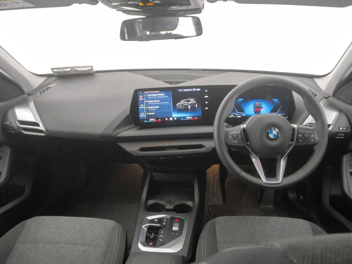 BMW 1 Series 120 Sport - Image 4
