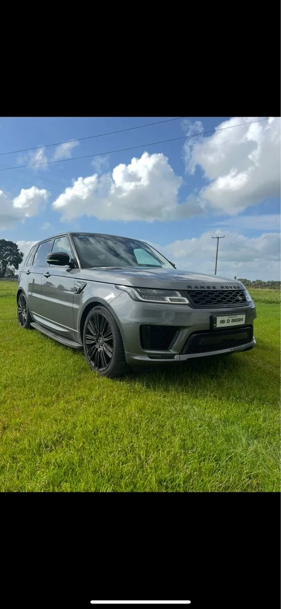 Range Rover Sport 7 Seat - Image 1