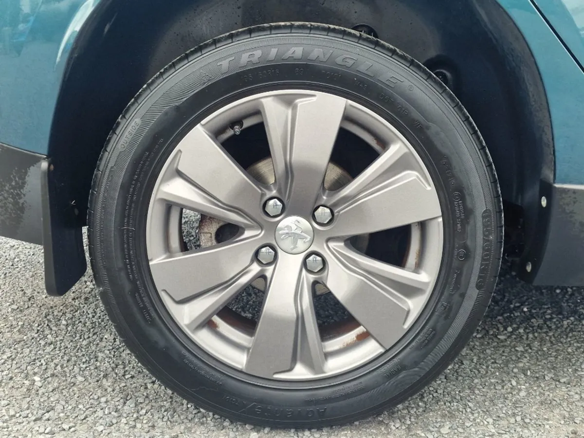 Peugeot 2008 Active 1.2 Puretech 5DR  quality Ass - Image 4
