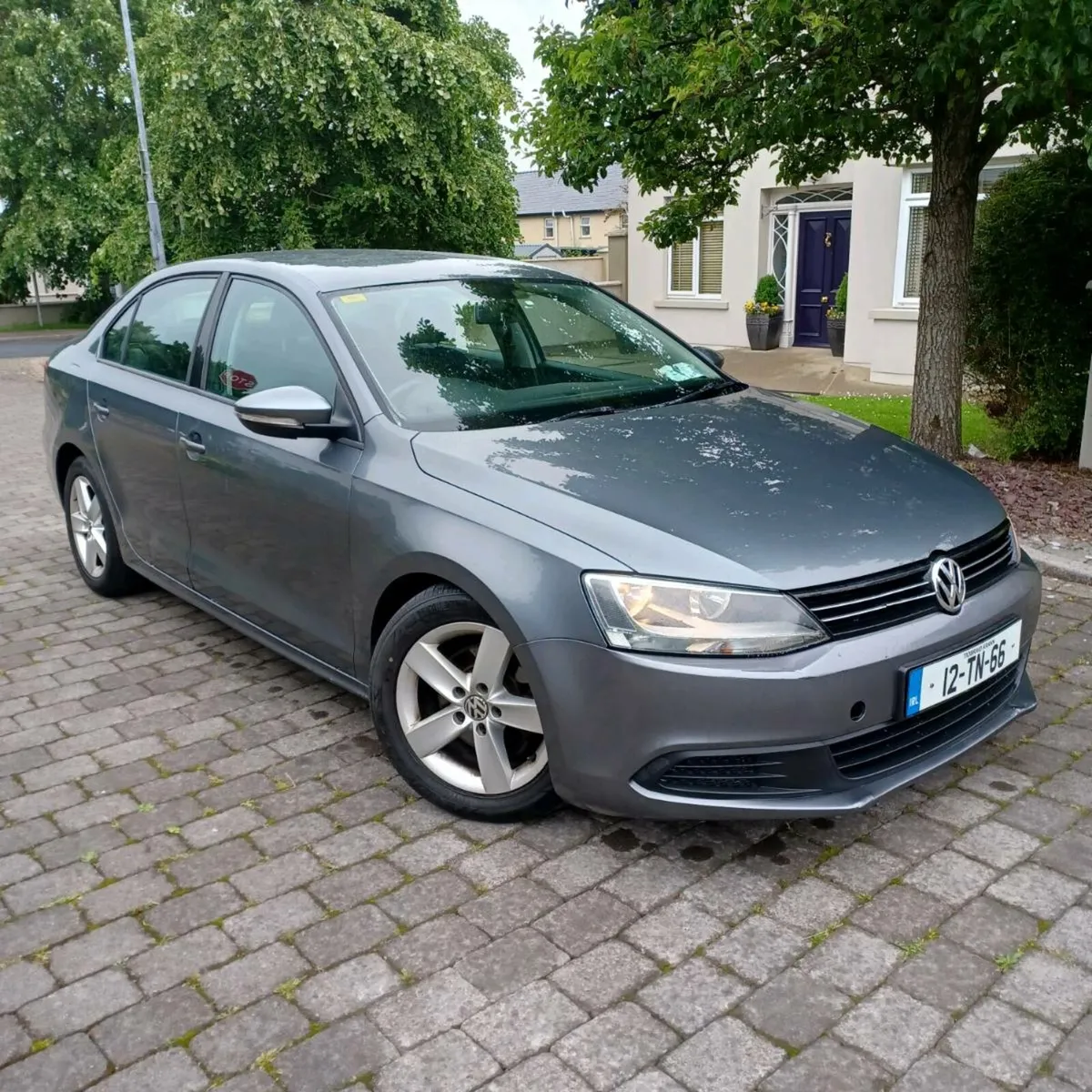 VW JETTA 1.6 TDI 2012[[NEW NCT]]TAX 01/26 - Image 2