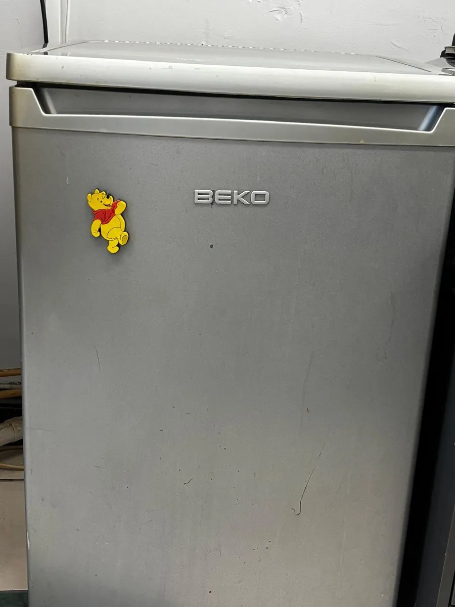 Beko Undercounter fridge - Image 1