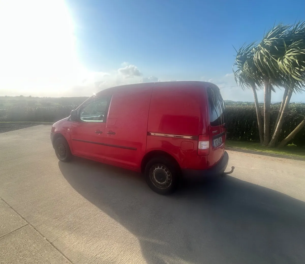 Volkswagen Caddy 2007 - Image 2