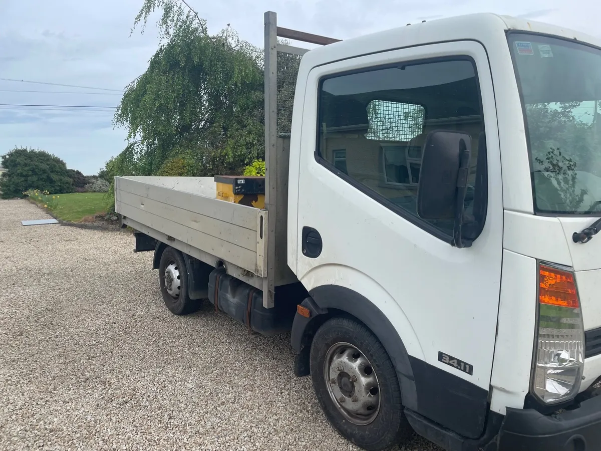 Nissan Cabstar 2012 - Image 2