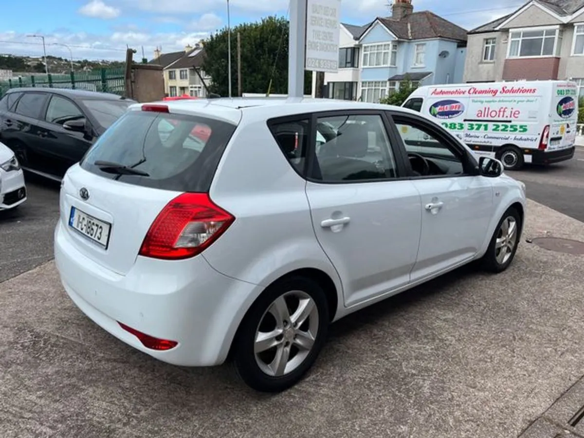 Kia Ceed 1.4 Vr-7 5DR - Image 3