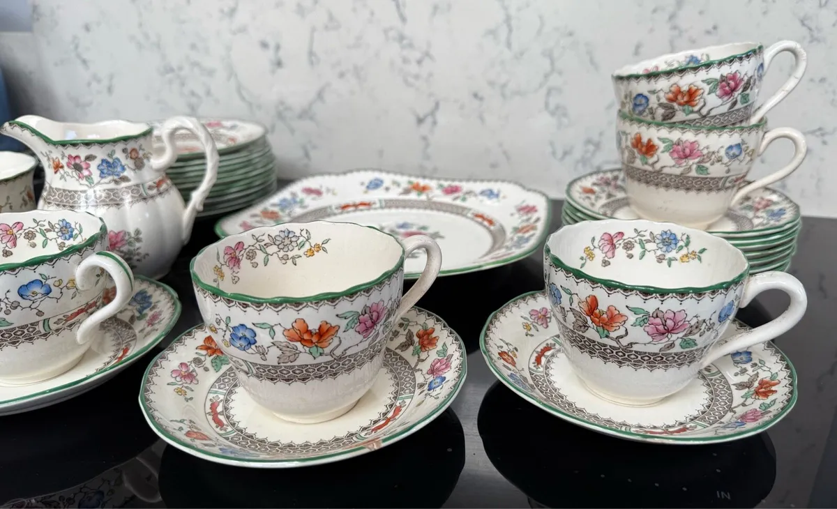 Vintage Copeland Spode Chinese Rose Part Tea Set - Image 2