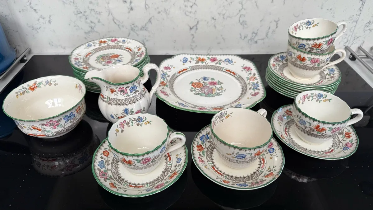 Vintage Copeland Spode Chinese Rose Part Tea Set - Image 4