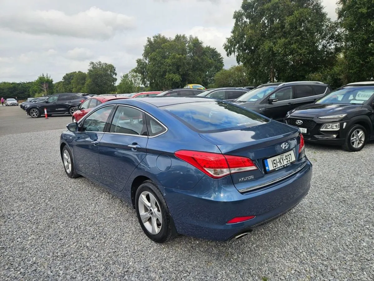 Hyundai i40 Saloon Executive 4DR - Image 4