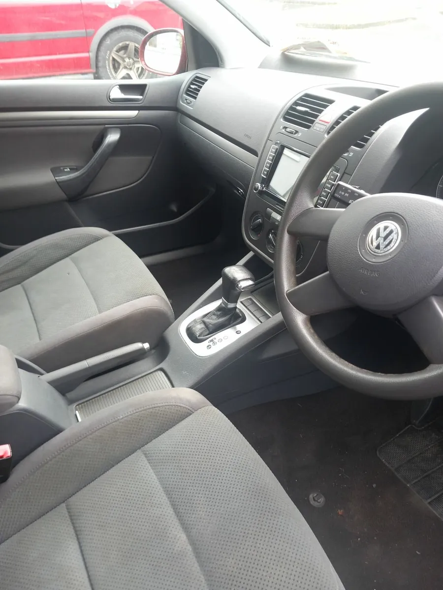 Volkswagen Golf 2005 Automatic Petrol - Image 1