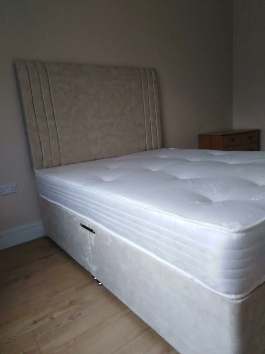 Beautiful manhattan beds all sizes and colours - Image 2