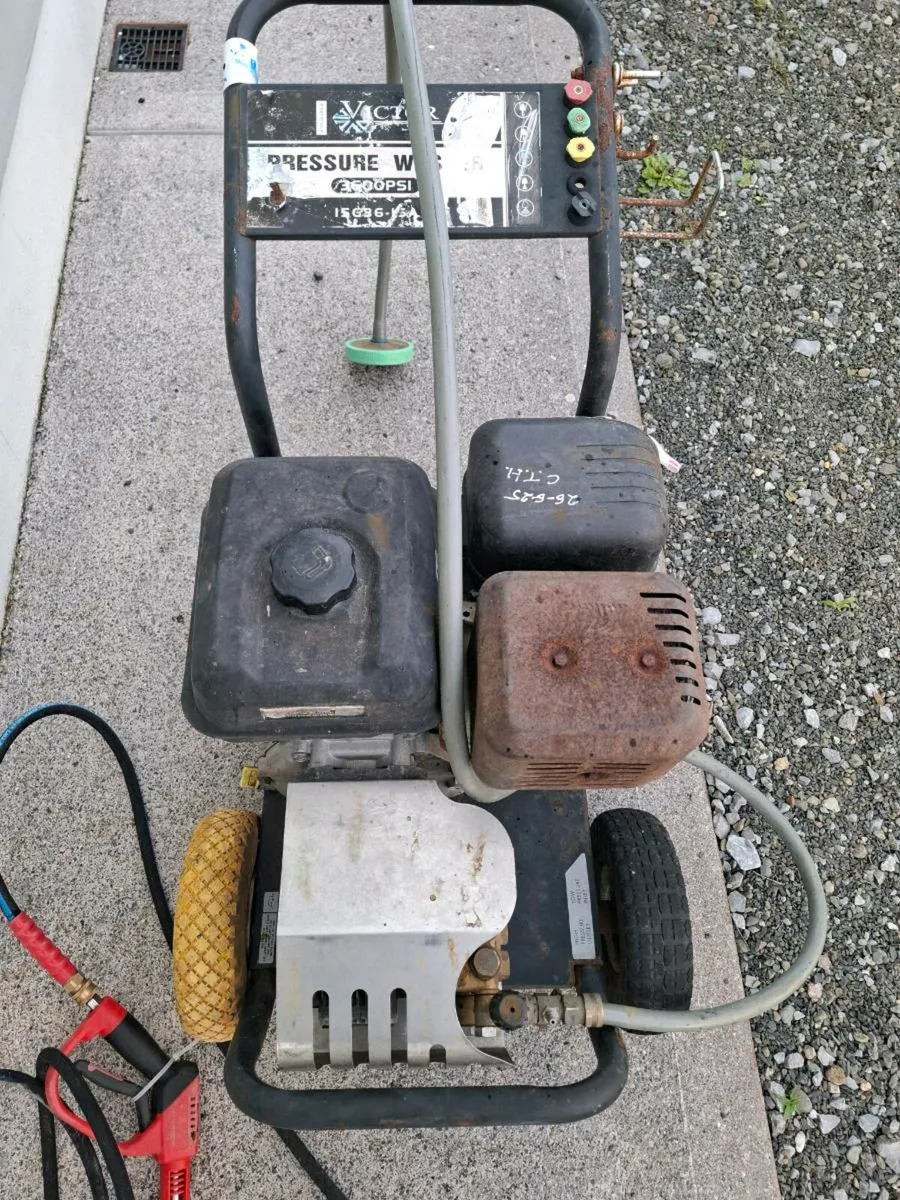 Victor 3600 psi power washer - Image 1