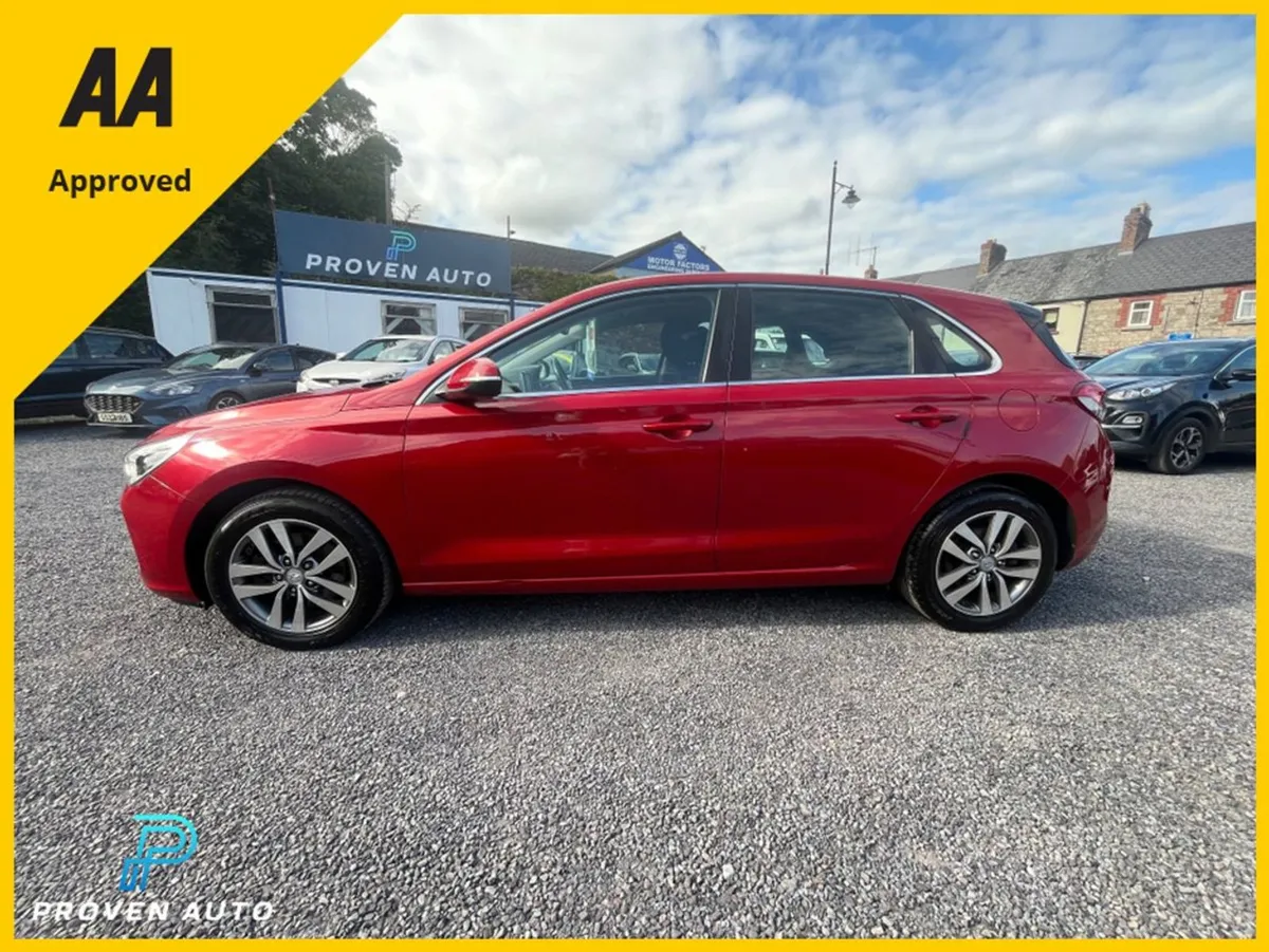 Hyundai i30  1 Year Warranty  SE NAV Crdi - Image 4