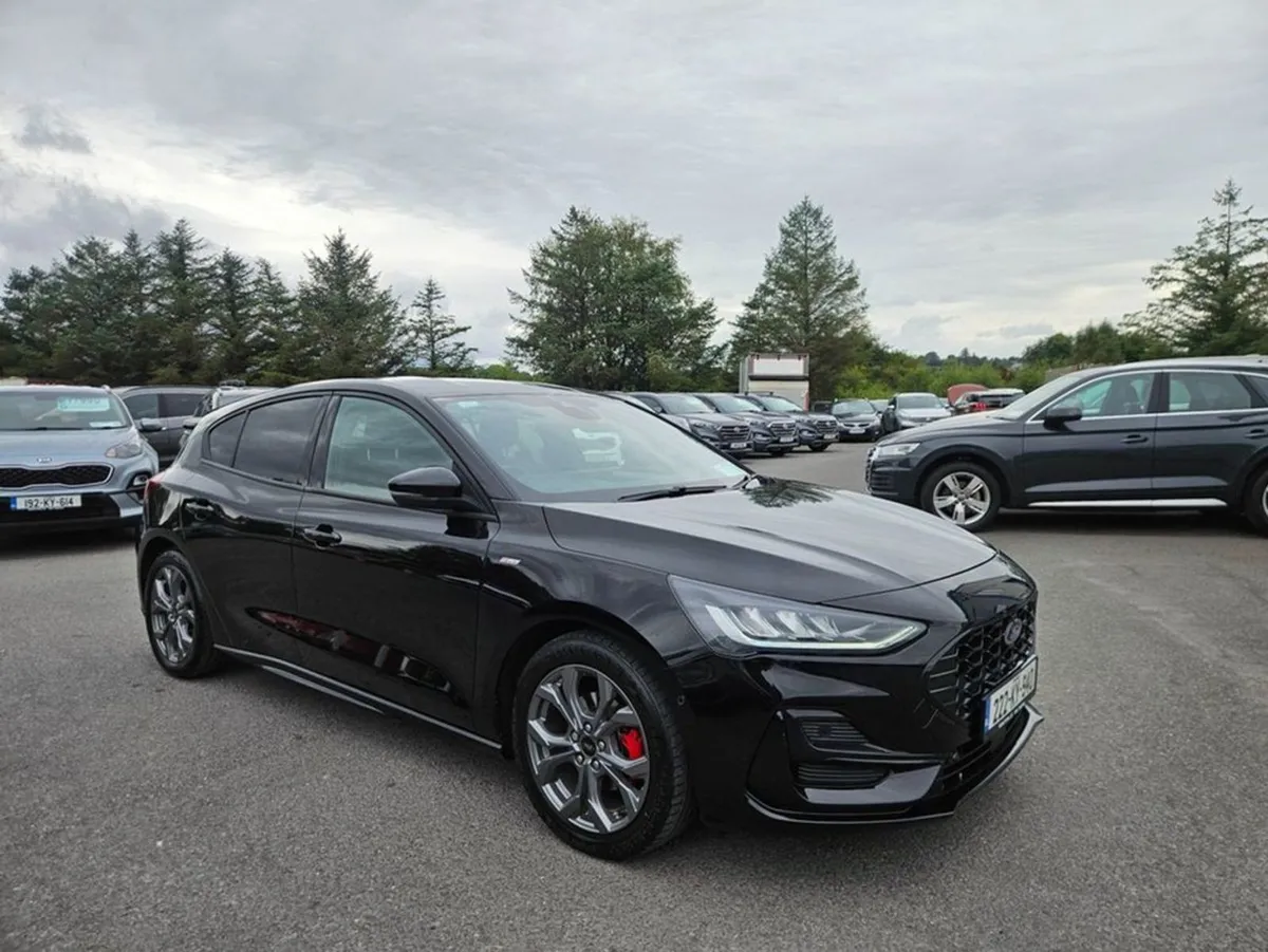 Ford Focus St-line 5D 1.0t 125 S6.2 M6 FW - Image 1