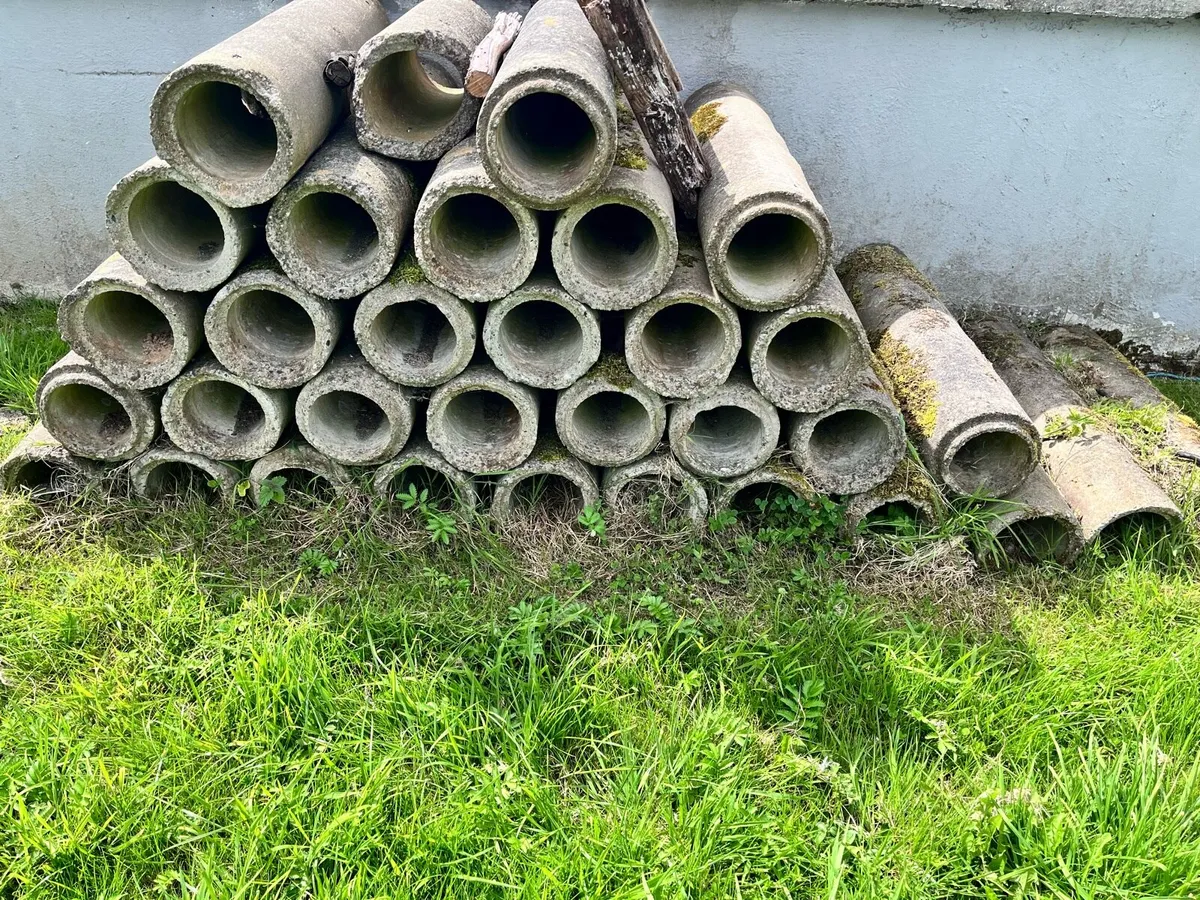 Cow trailer+disc mower+esb poles+concrete pipes - Image 3