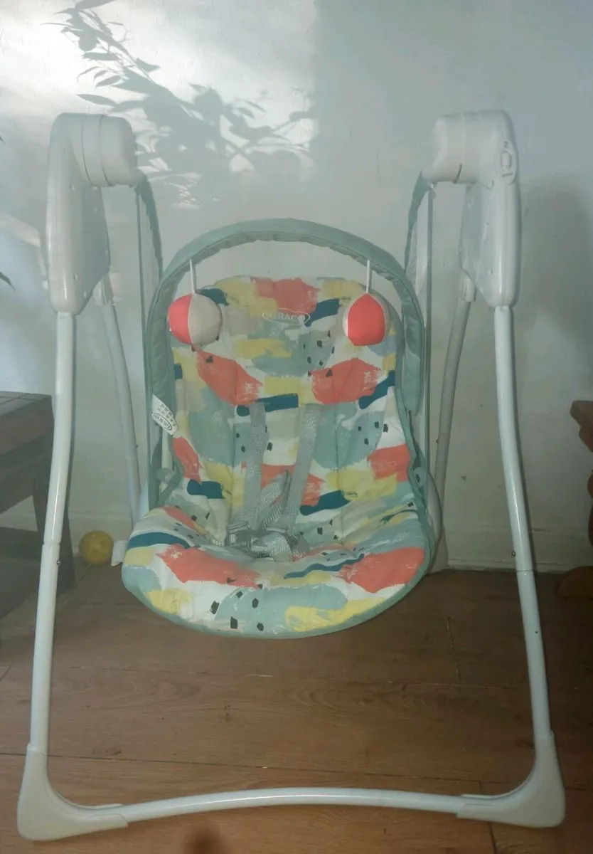 Graco swing - Image 3