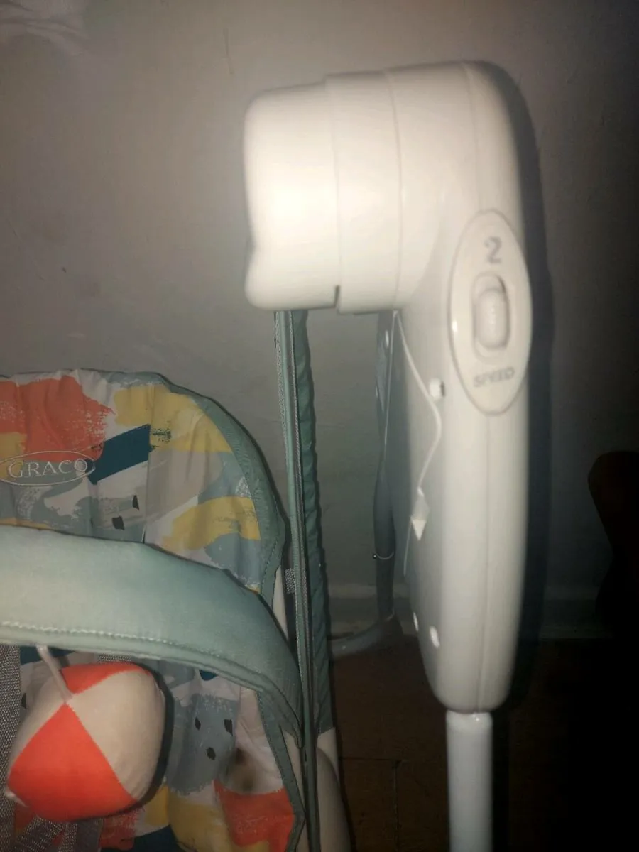 Graco swing - Image 4