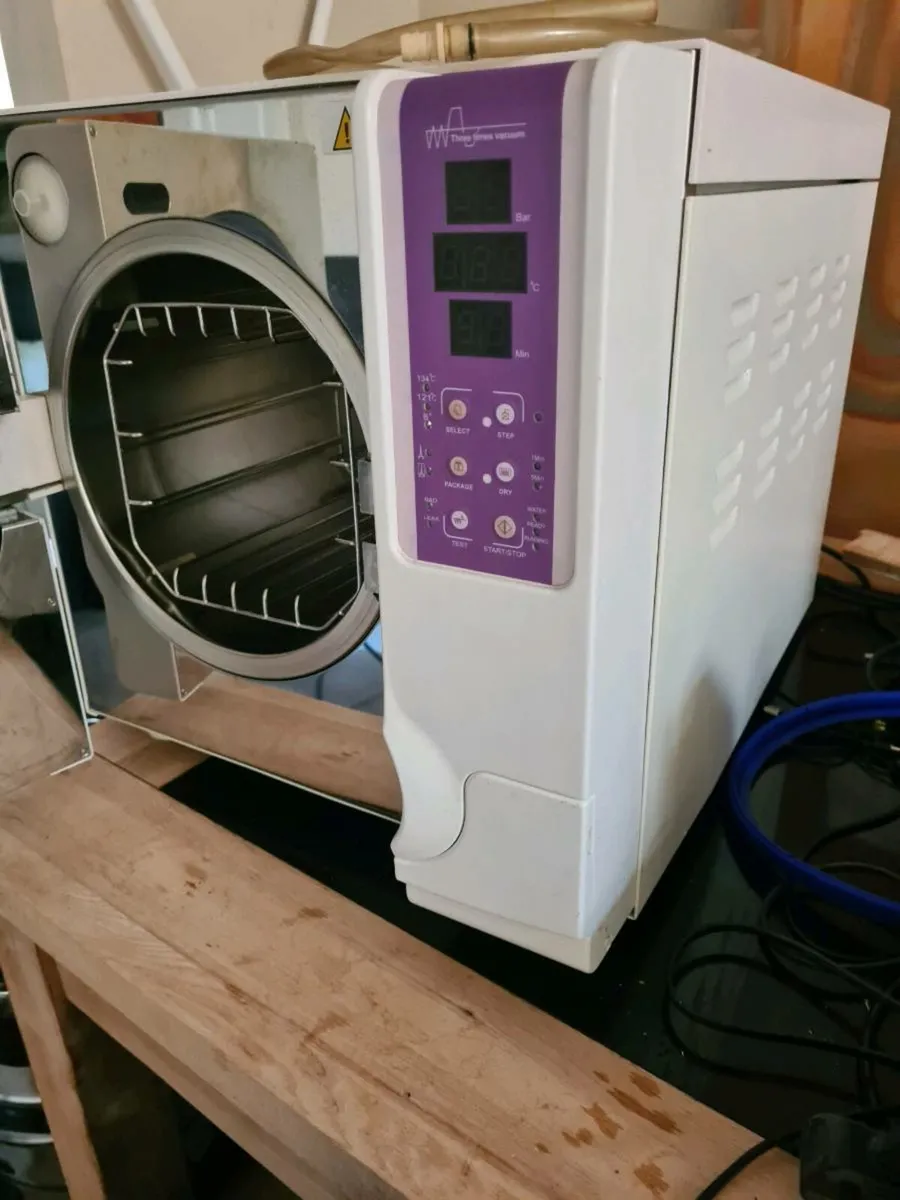 Autoclave - Image 3