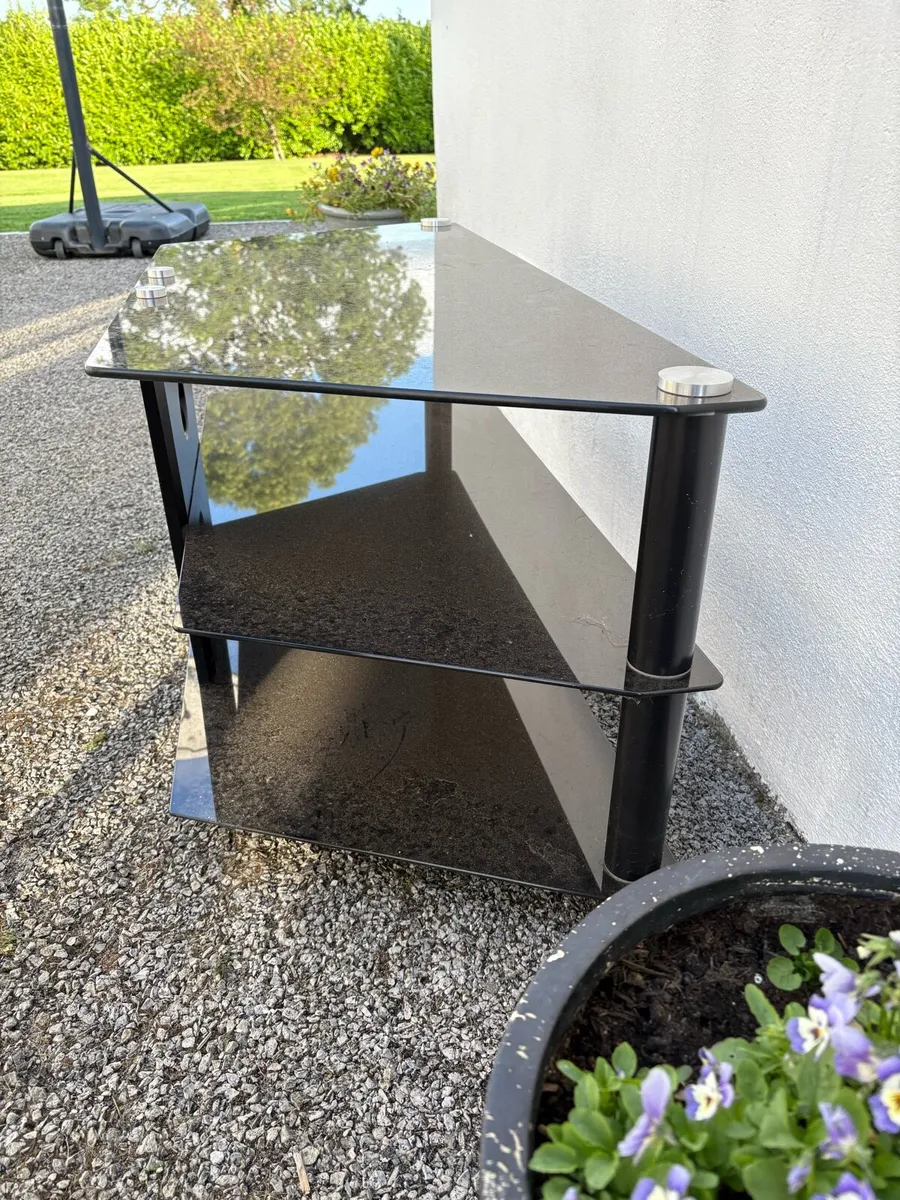 TV Stand for sale €20 - Image 1