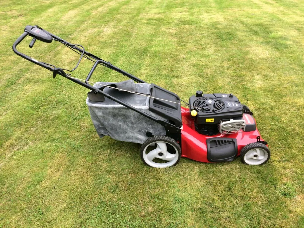Jonsered husqvarna Self Drive Lawnmower - Image 2