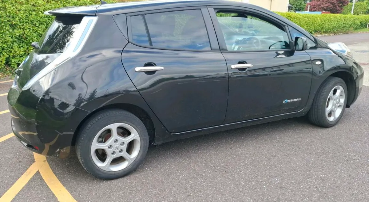 151 Nissan Leaf Automatic just 55k km - Image 2