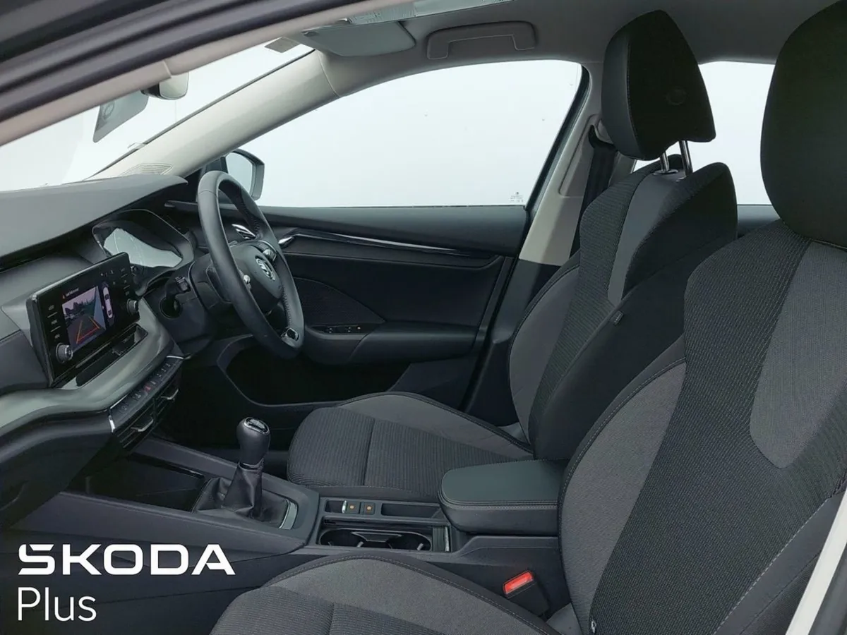 Skoda Octavia Ambition 2.0tdi 115HP - Image 4