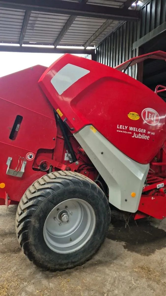 Lely baler + conor wrapper - Image 2