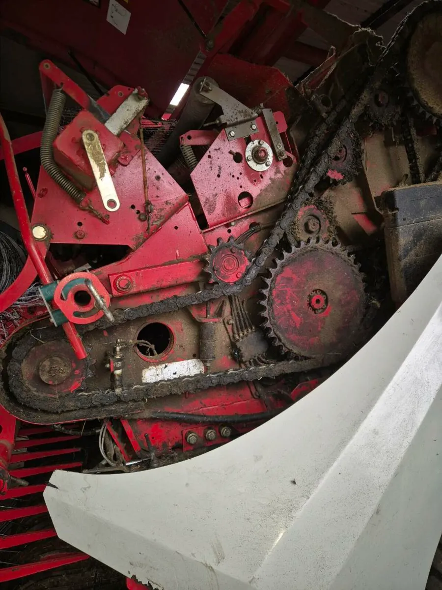 Lely baler + conor wrapper - Image 4
