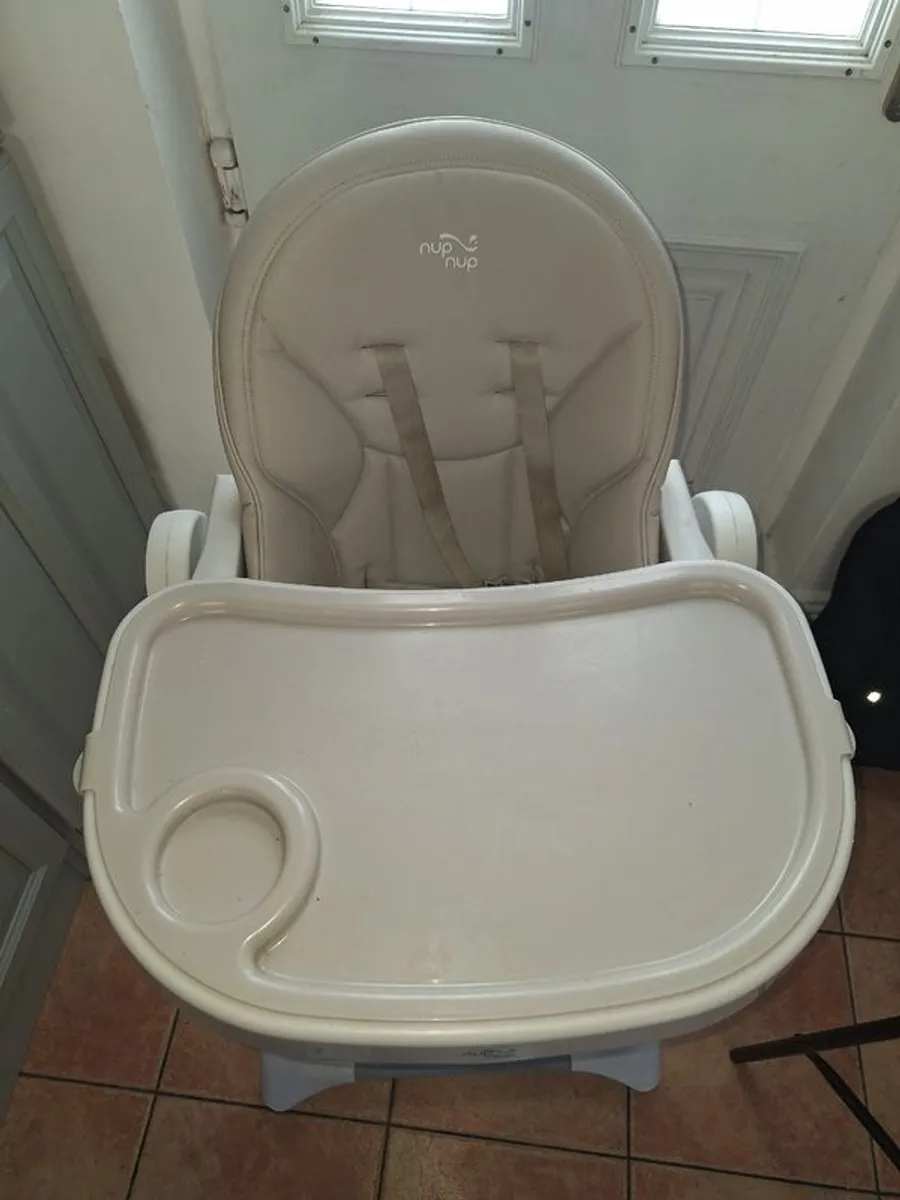 High chair - Image 3