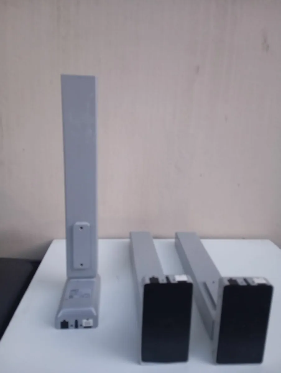 Motorised legs - Image 1