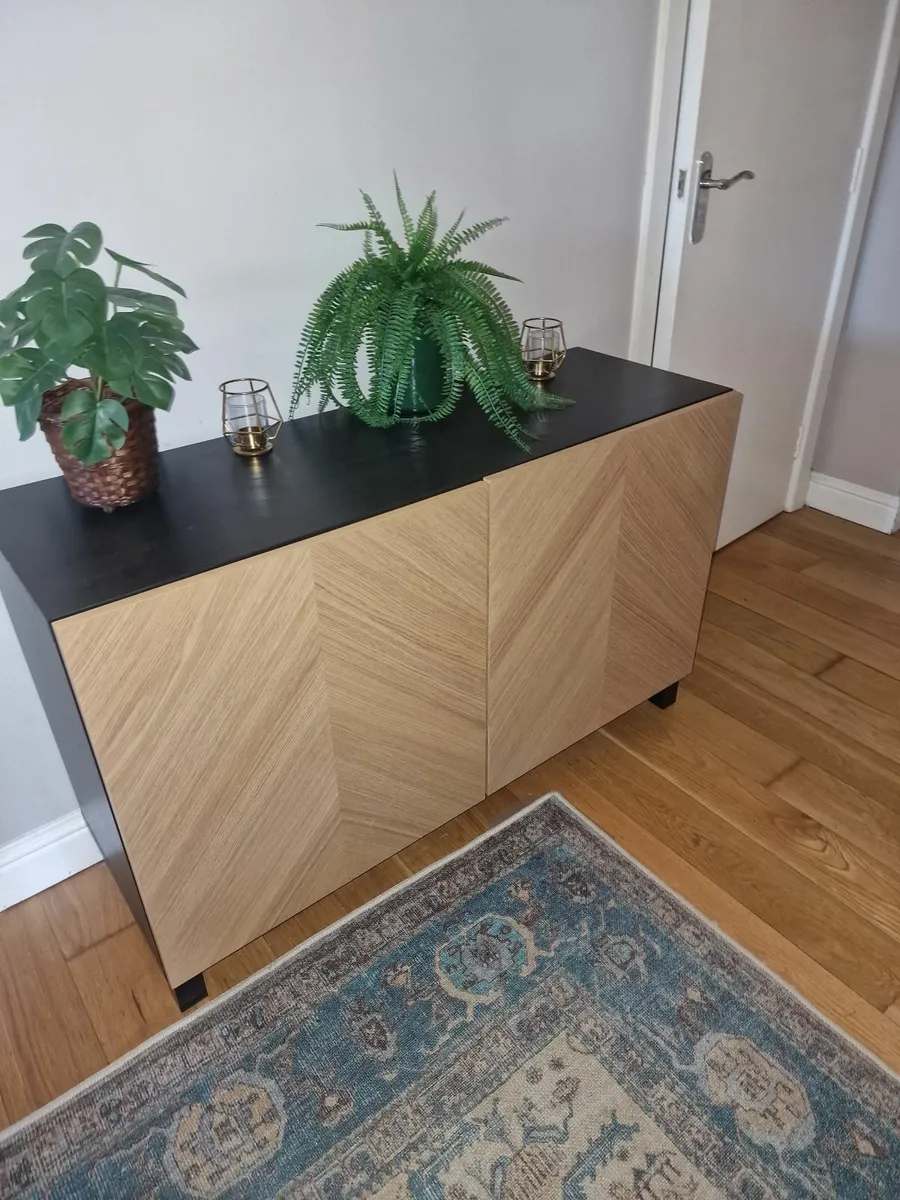 Hall console unit
