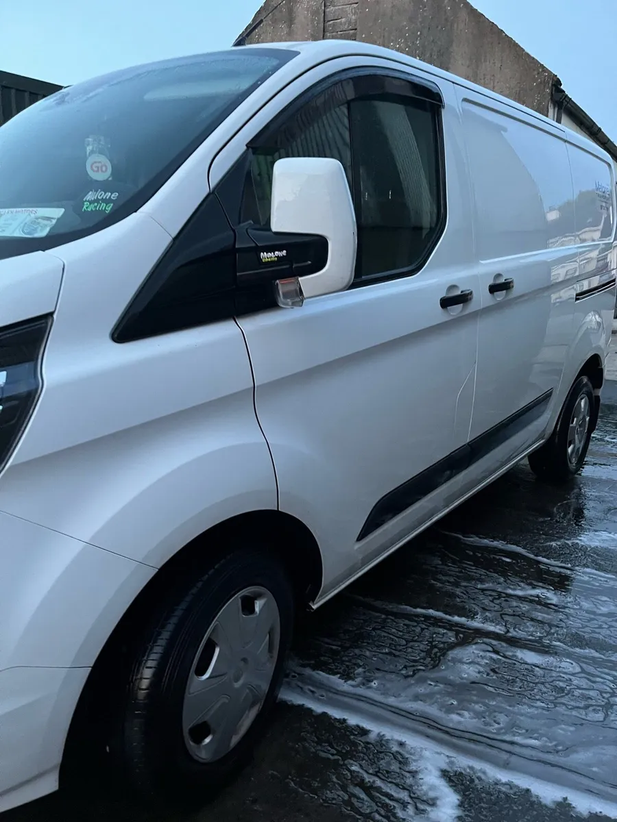 Ford Transit Custom - Image 3