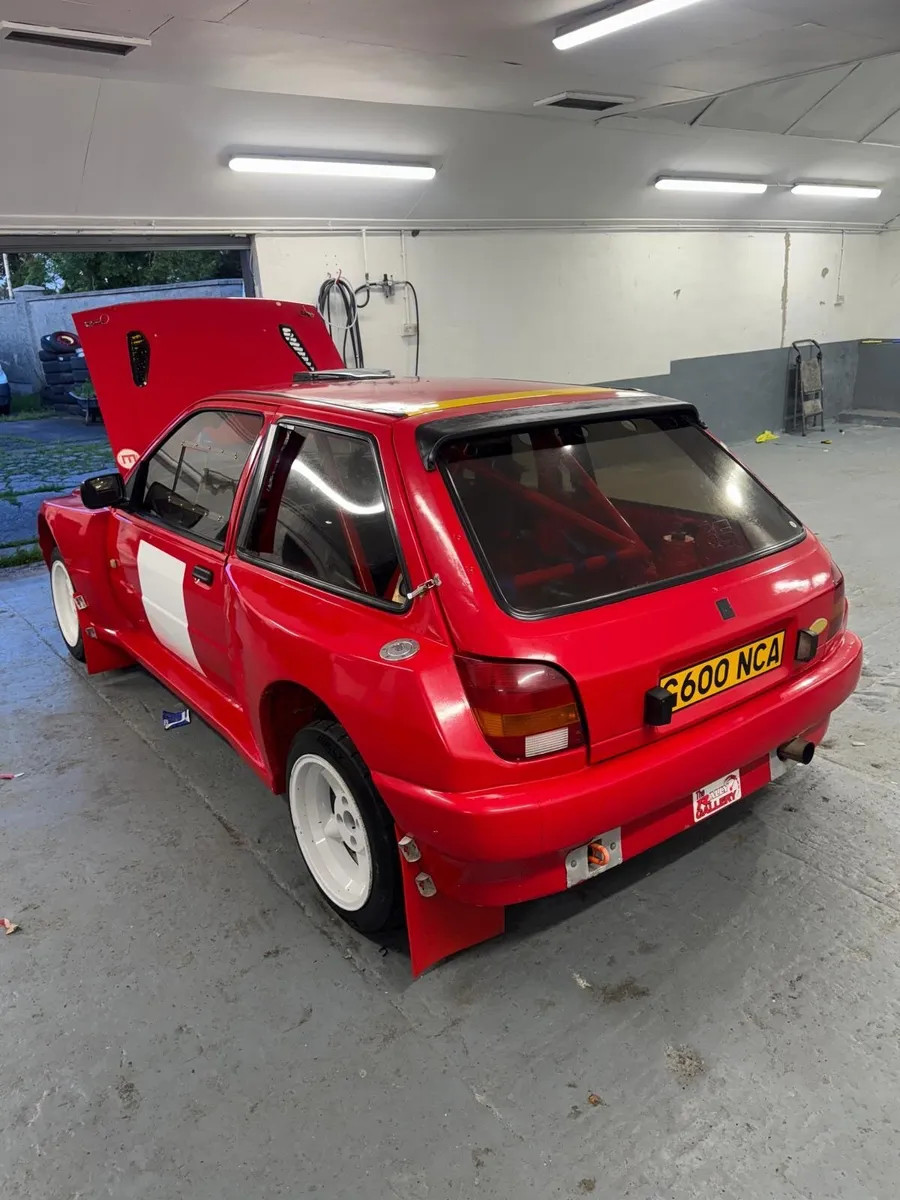 Ford Fiesta 1989 - Image 4