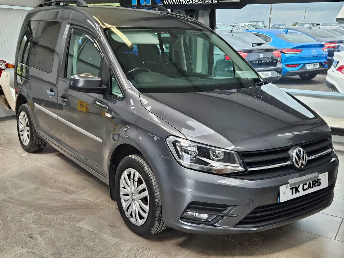 17 VOLKSWAGEN CADDY MAXI 7 SEATER  W/AIR-CON - Image 1